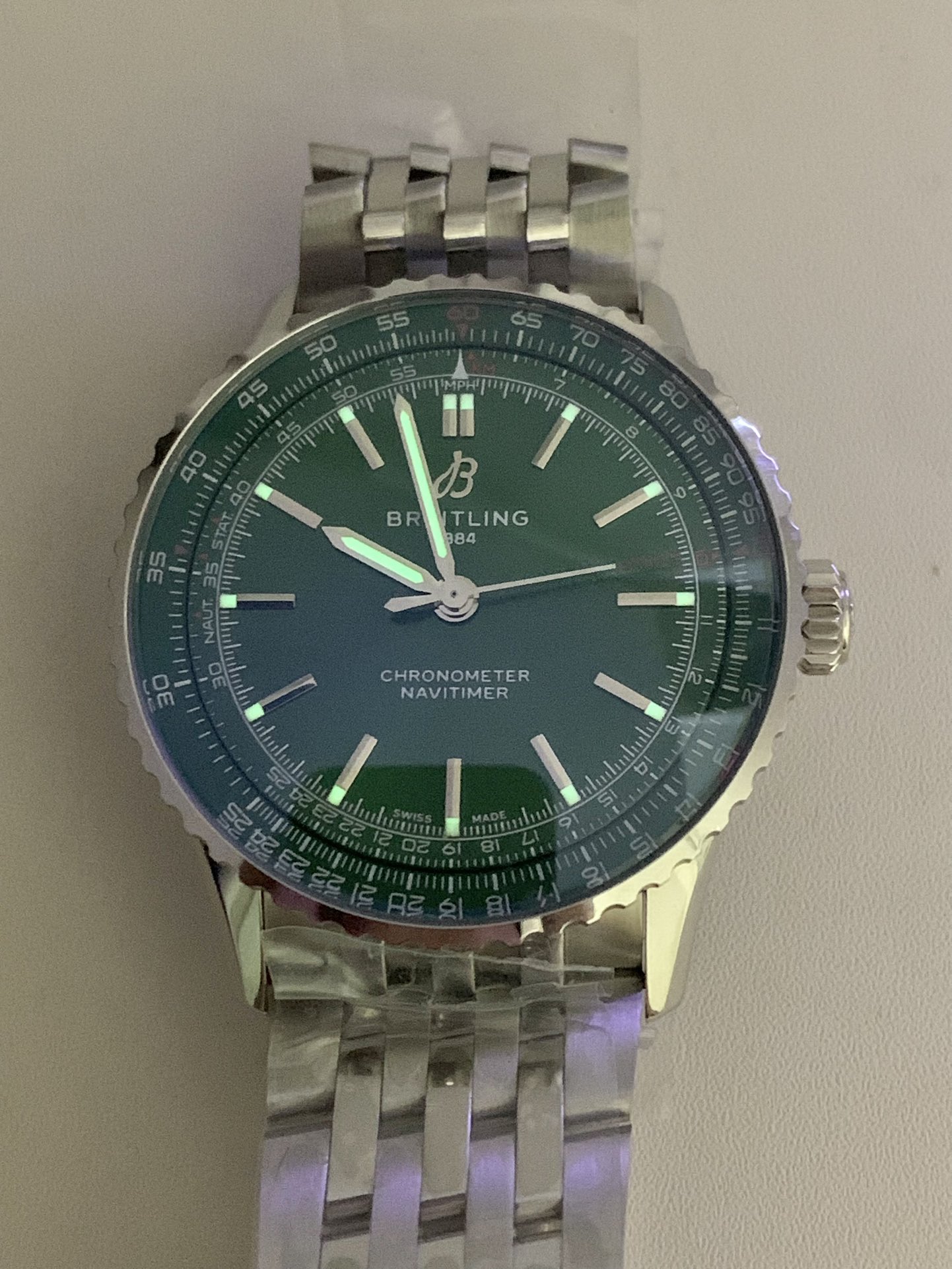 Breitling-Navitimer 1 38mm Stainless Steel/Steel Green Dial TF A2824 Automatic - Image 10