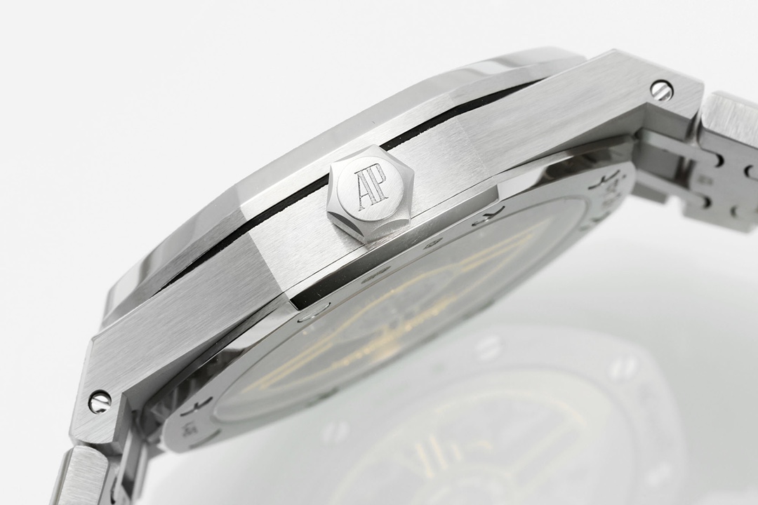 Audemars Piguet-Royal Oak 15510 41mm Frosted Stainless Steel/Steel Green Dial/Stick Markers APSF A4302 Automatic - Image 3