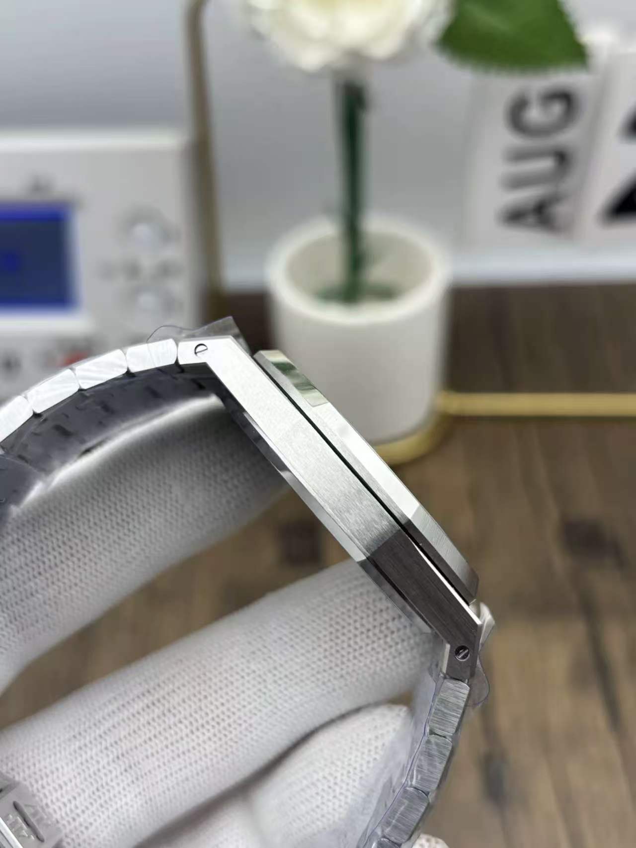 Audemars Piguet-Royal Oak 15510 41mm Frosted Stainless Steel/Steel White Dial/Stick Markers APSF A4302 Automatic - Image 14