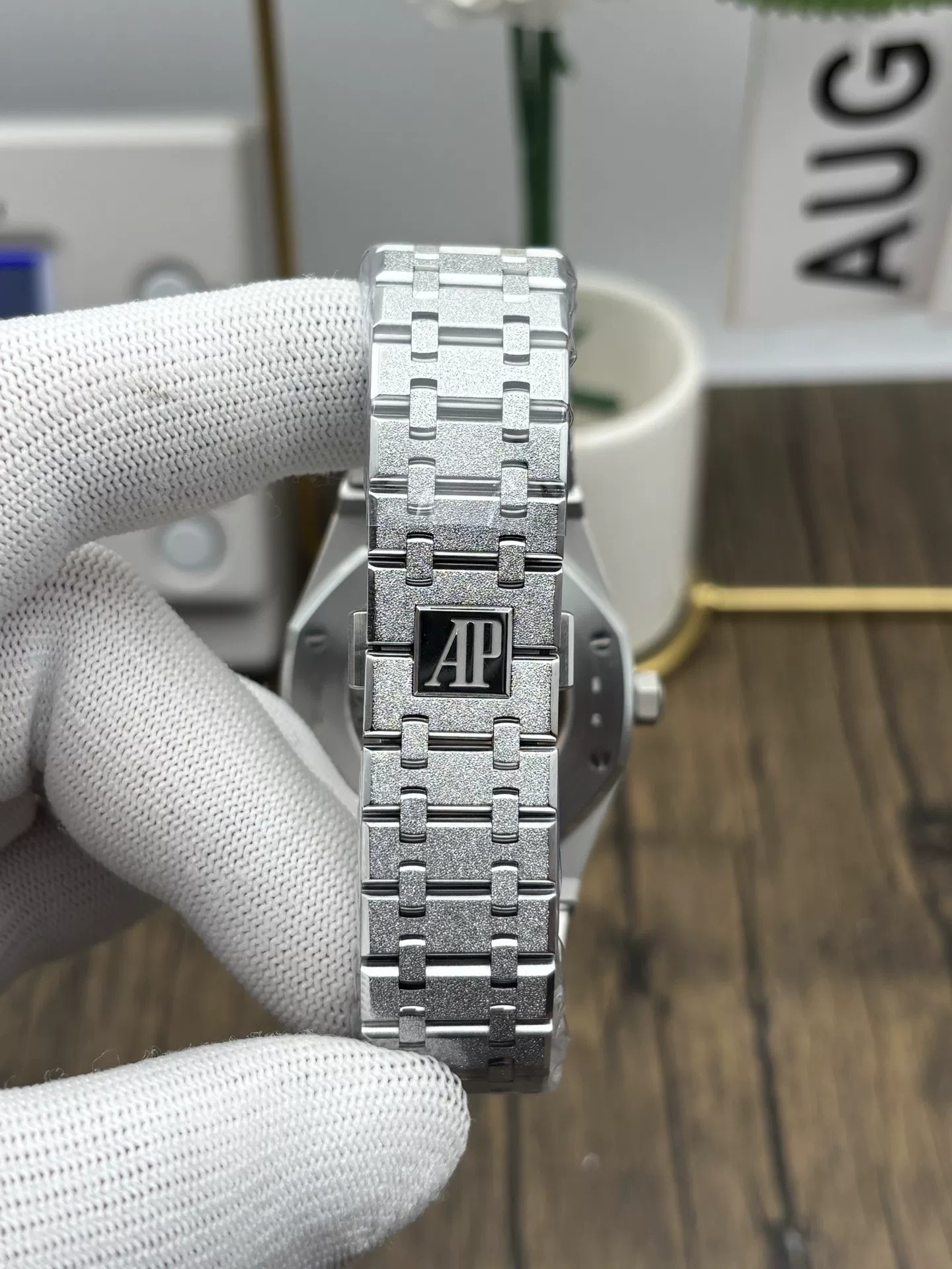 Audemars Piguet-Royal Oak 15510 41mm Frosted Stainless Steel/Steel White Dial/Stick Markers APSF A4302 Automatic - Image 16