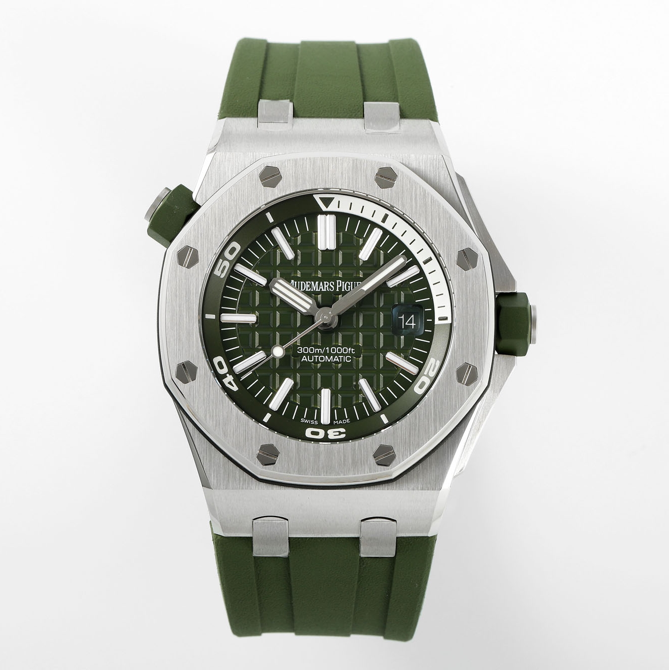 Audemars Piguet-Royal Oak Offshore Diver 15710(Display Back) 42mm Stainless Steel/Rubber Green Dial APSF SA3120 Automatic