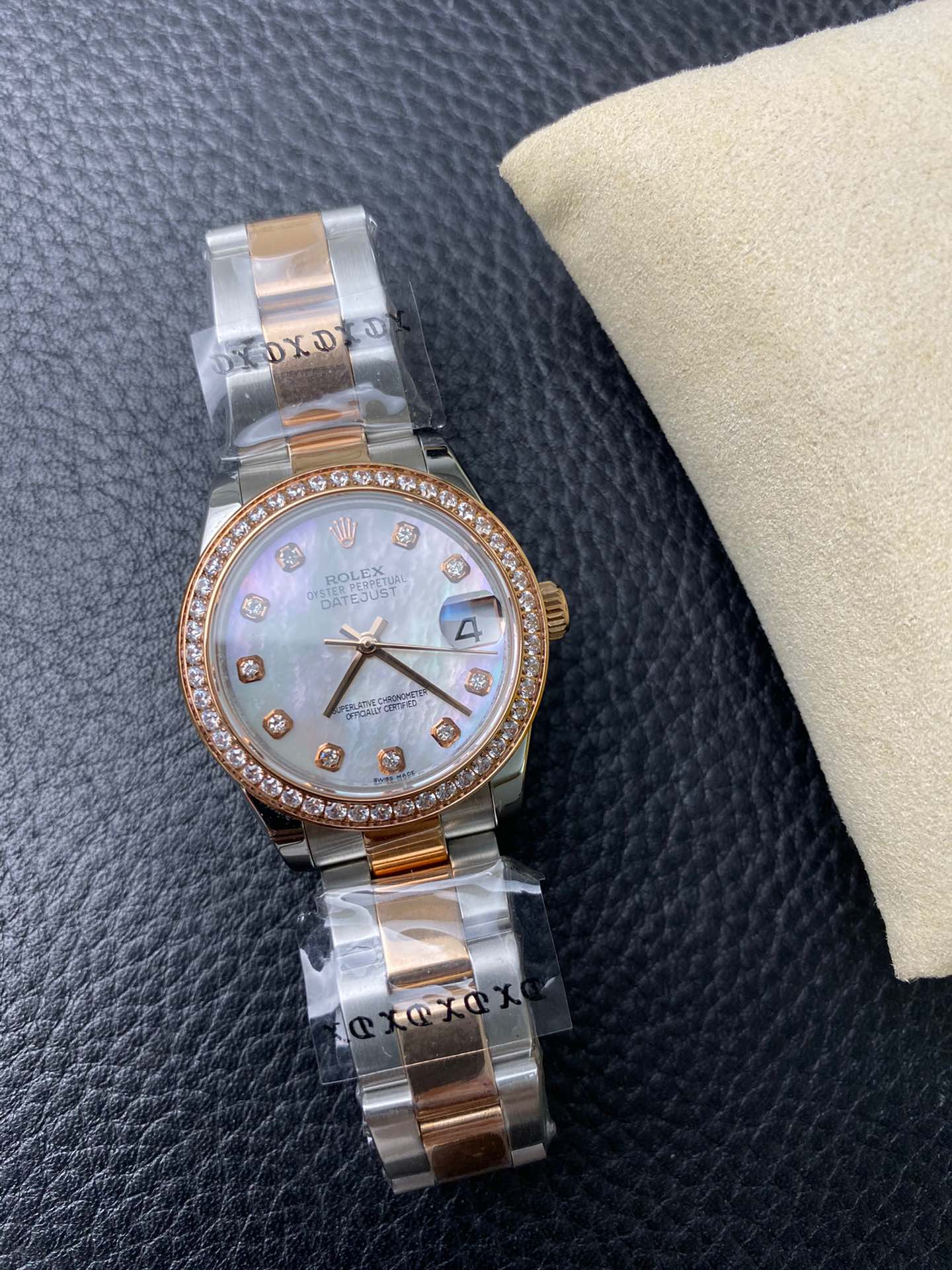 Rolex-Datejust 126281 36mm Diamonds Oyster Rose Gold/Steel Mother-Of-Pearl Dial Diamond Markers EWF VR3235 Automatic - Image 4