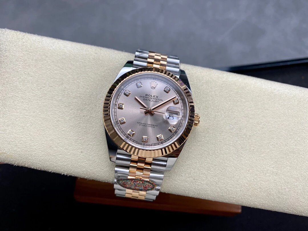 Rolex-Datejust 126331 41mm Jubilee Rose Gold/Steel Sundust Dial Diamonds Markers Clean DD3235 Automatic - Image 4