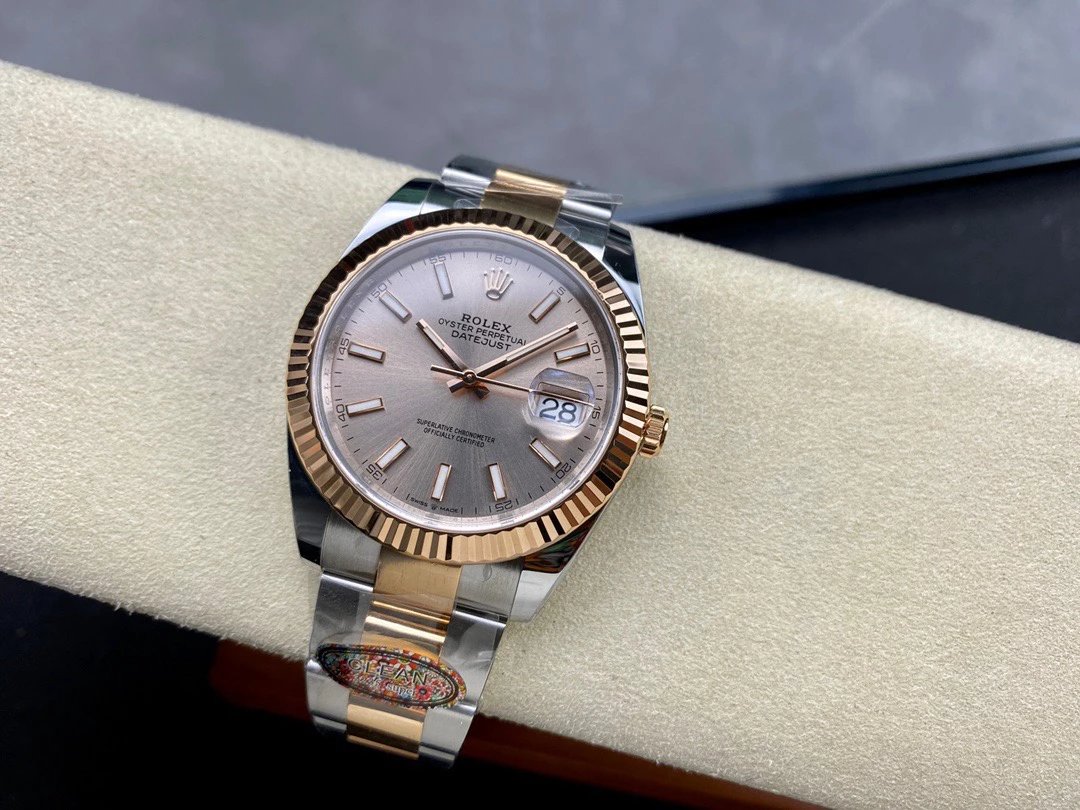Rolex-Datejust 126331 41mm Oyster Rose Gold/Steel Sundust(Pink) Dial Stick Markers Clean DD3235 Automatic - Image 5