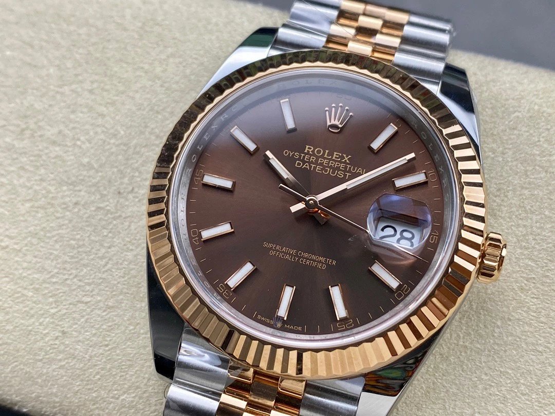 Rolex-Datejust 126331 41mm Jubilee Rose Gold/Steel Brown Dial Stick Markers Clean DD3235 Automatic - Image 3